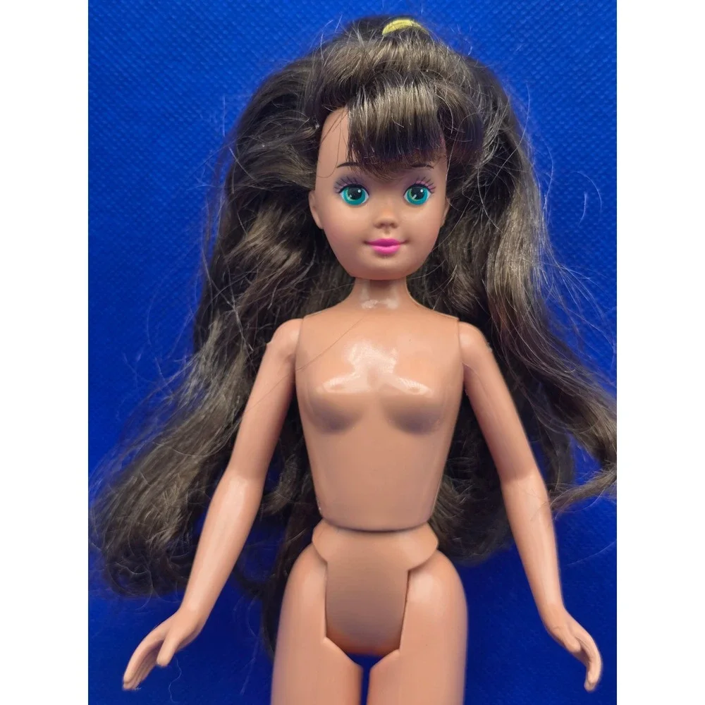 Vintage Barbie Doll Mattel 1992 Cheerleading Courtney Friend Skipper No Clothes